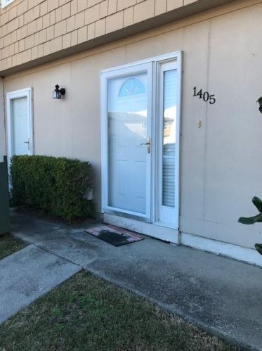 1405 Ventura Pl, Mount Pleasant SC  29464-7518 exterior