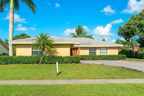 879 Windtree Way, West Palm Beach, FL 33414-4956