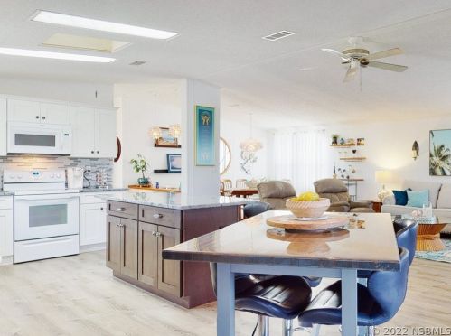 722 Navigators Way, Edgewater FL  32141-5922 exterior