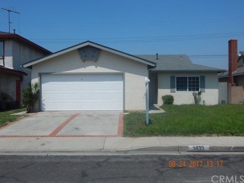 1433 218th St, Long Beach, CA 90745-2402