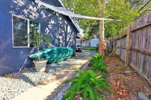 6990 Brayton Ave, Citrus Heights CA  95621-6409 exterior