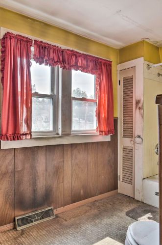 142 Marlboro St, Keene NH  03431-4157 exterior