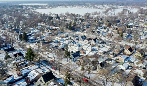 4224 30th Ave, Minneapolis, MN 55406-3132