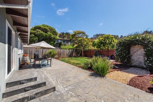 360 Milagra Dr, Pacifica CA  94044-2335 exterior