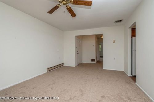 129 Whittier Rd, Bricktown NJ  08724-2404 exterior