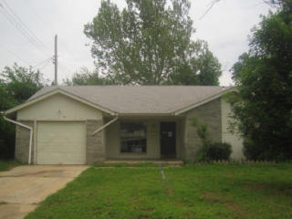 1327 Tenkiller Ln, Norman, OK 73071-3642