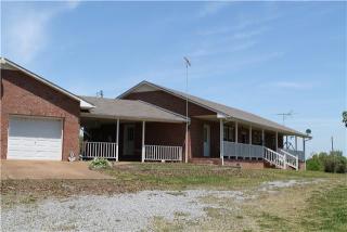 2551 Cheek Rd, Southside, TN 37171-9066