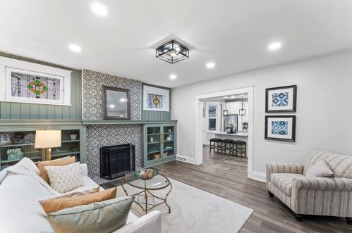 809 Berkshire Ave, Pittsburgh PA  15226-2137 exterior