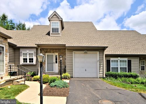 982 Independence Ln, Lansdale, PA