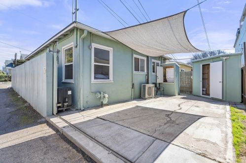 4764 Dawes St, San Diego CA 92109-1843 exterior