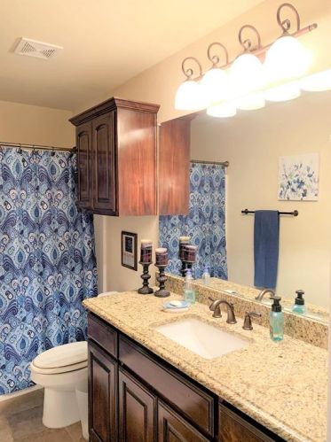 2729 Westglen Dr, Denton TX  76207-1335 exterior