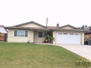 1320 Arthur Ave, Bakersfield, CA 93308-3030