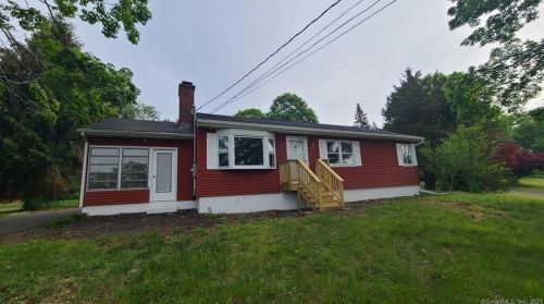 1157 Meriden Rd, Waterbury, CT 06705-3630
