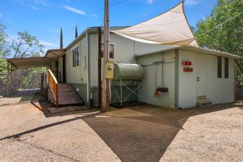 675 Starr Dust Ct, Lakeport CA  95453-6976 exterior