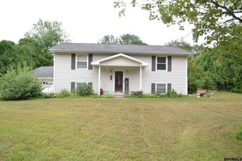 712 Upper Sherman Ave, Glens Falls, NY 12804-7931