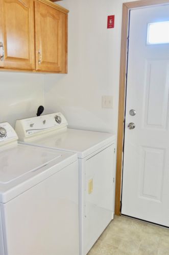 32 Spruce Dr, Belmont NH  03220-4458 exterior