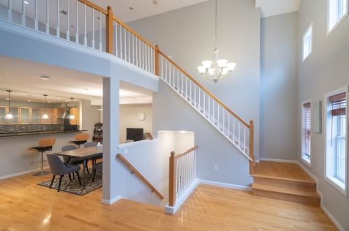 90 Village Dr, Quincy, MA 02169-0946