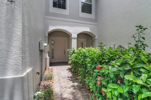 16210 Ravina Way, Naples FL  34110-3237 exterior