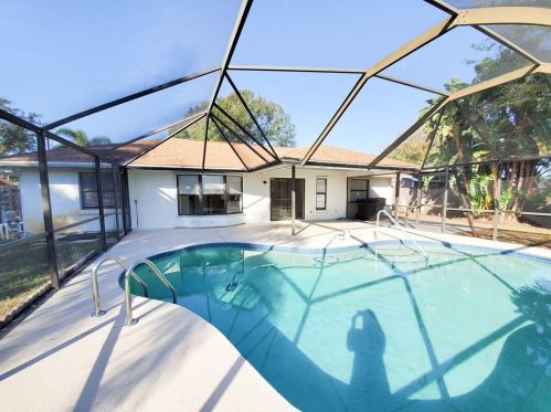 316 21st Ave, Vero Beach, FL 32962-2651