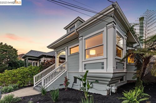 4143 Howe St, Oakland CA 94611-5117 exterior