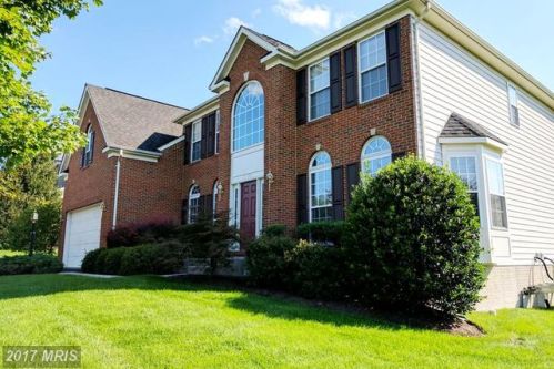 14701 Pennshire Dr, Haymarket VA  20169-3209 exterior