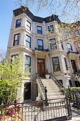 865 Union St, Brooklyn, NY 11215-1401