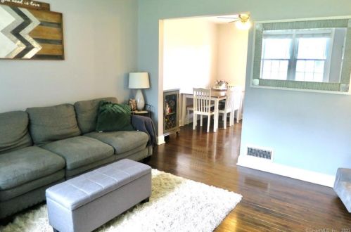 329 Sylvan Knoll Rd, Stamford, CT 06902-5317