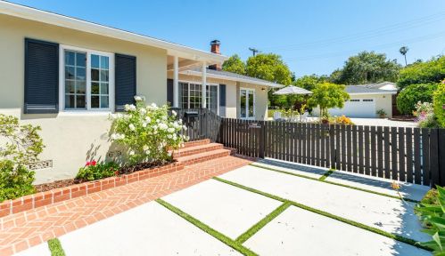 2109 Gillespie St, Santa Barbara CA  93101-4649 exterior