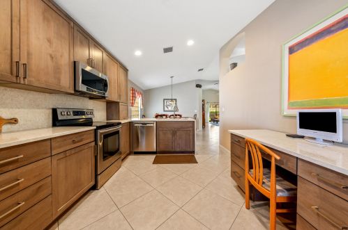 5186 Palazzo Pl, Boynton Beach, FL 33437-2072