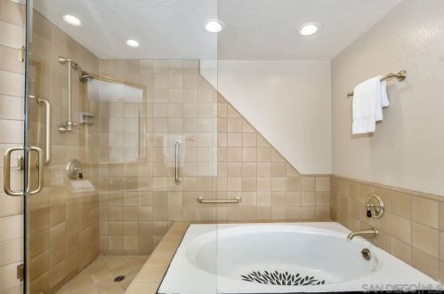 3430 Columbia St, San Diego CA 92103-4727 exterior