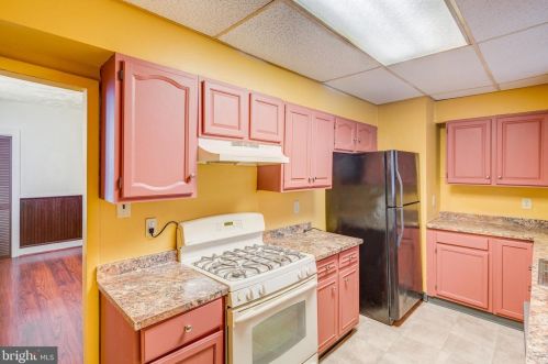 308 Monmouth St, Gloucester NJ  08030-1721 exterior