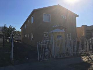 648 76th Pl, Los Angeles CA  90001-2807 exterior