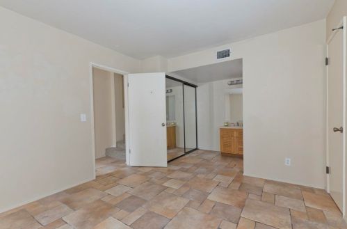 806 Seagirt Ct, San Diego, CA 92109-7019