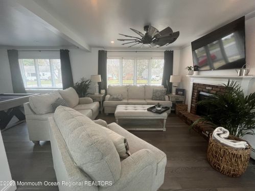 1621 Jackson St, Point Pleasant Beach NJ  08742-4578 exterior