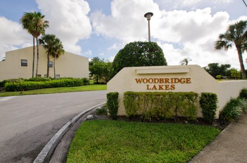 1609 Woodbridge Lakes Cir, West Palm Beach, FL 33406-5620