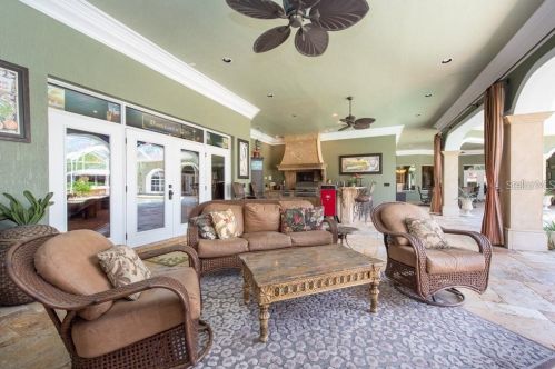 2014 Pioneer Dr, Lakeland FL  33809-4995 exterior