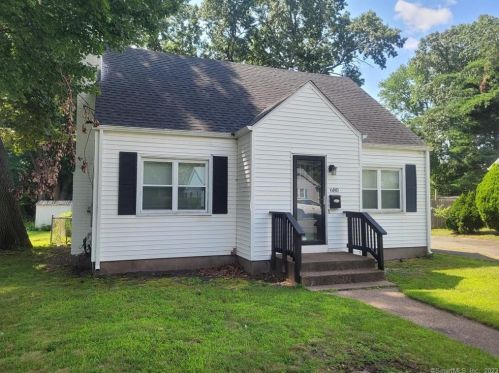 680 Middle Tpke, Manchester, CT 06040-2743