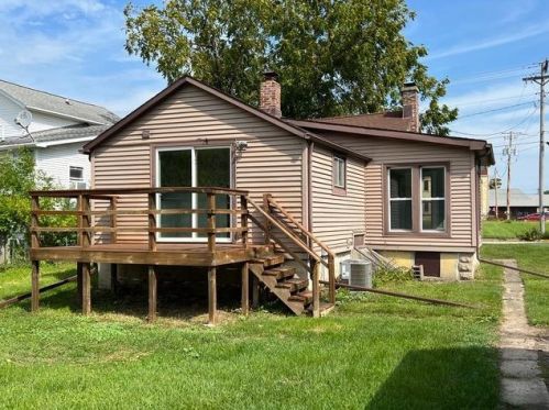 7 Lawton St, Edgerton WI  53534-0021 exterior