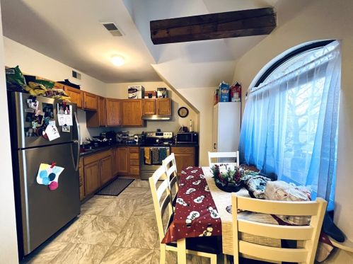 304 Rhodes Pl, New Castle PA  exterior