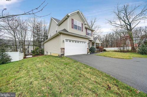 503 Pennock Ave, Kennett Sq, PA 19348-1813