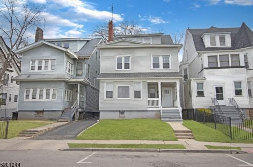 106 Arlington Ave, East Orange, NJ 07018-3017