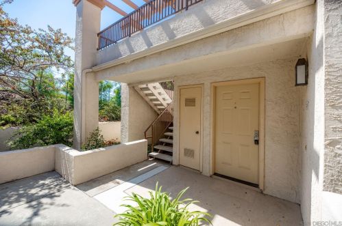 7478 Altiva Pl, Carlsbad CA  92009-6415 exterior
