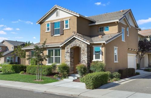 5601 Boone Park Dr, Riverbank, CA 95367-9597