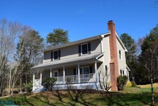 2225 Evans Cir, Earlysville, VA 22936-9339