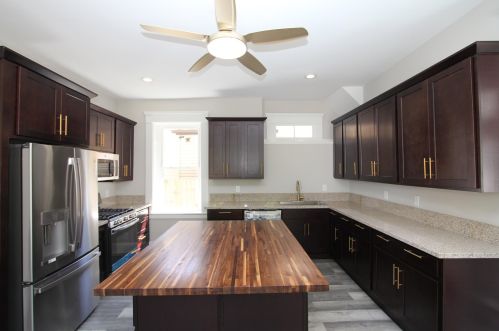 639 Watkins St, Covington, KY 41011-2138