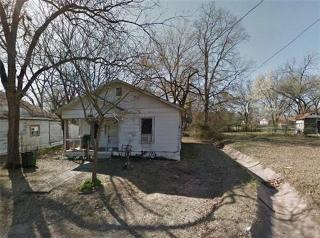 1435 Houston St, Paris, TX 75460-4646