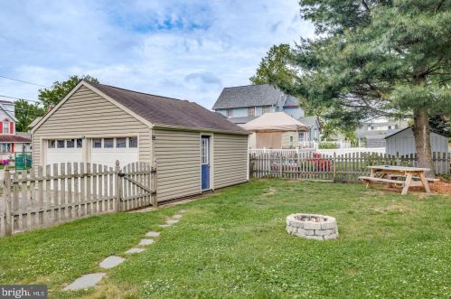 220 Prospect St, Camden NJ  08109-2613 exterior