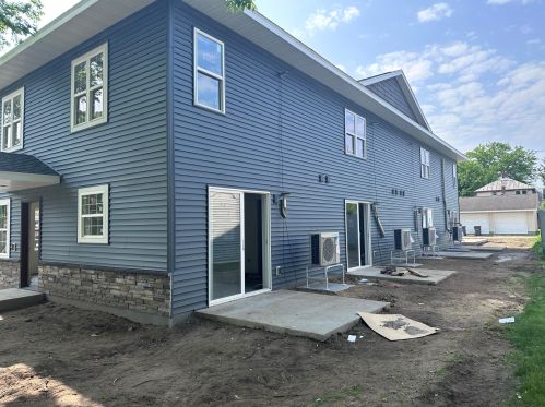 1032 Denton St, La Crosse, WI 54601-5519