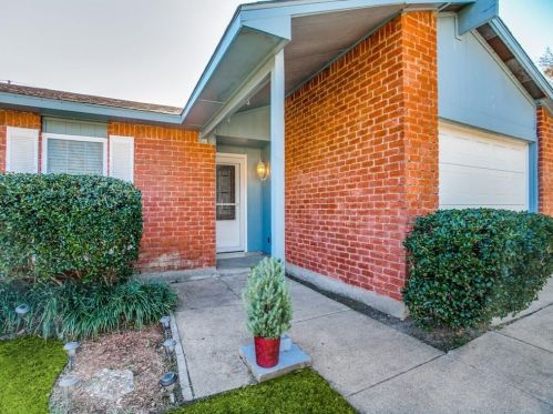 802 Rolling Ridge Dr, Allen TX  75002-3224 exterior