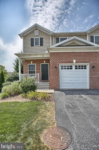 152 Ashford Way, Camp Hill PA  17011-3919 exterior